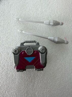 Hasbro Silver and Maroon Portable missile launcher briefcase Accessory